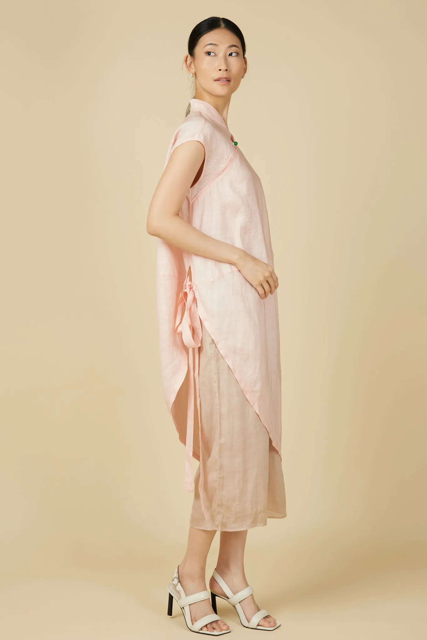 Cheongsam Cocoon Dress in Light Pink