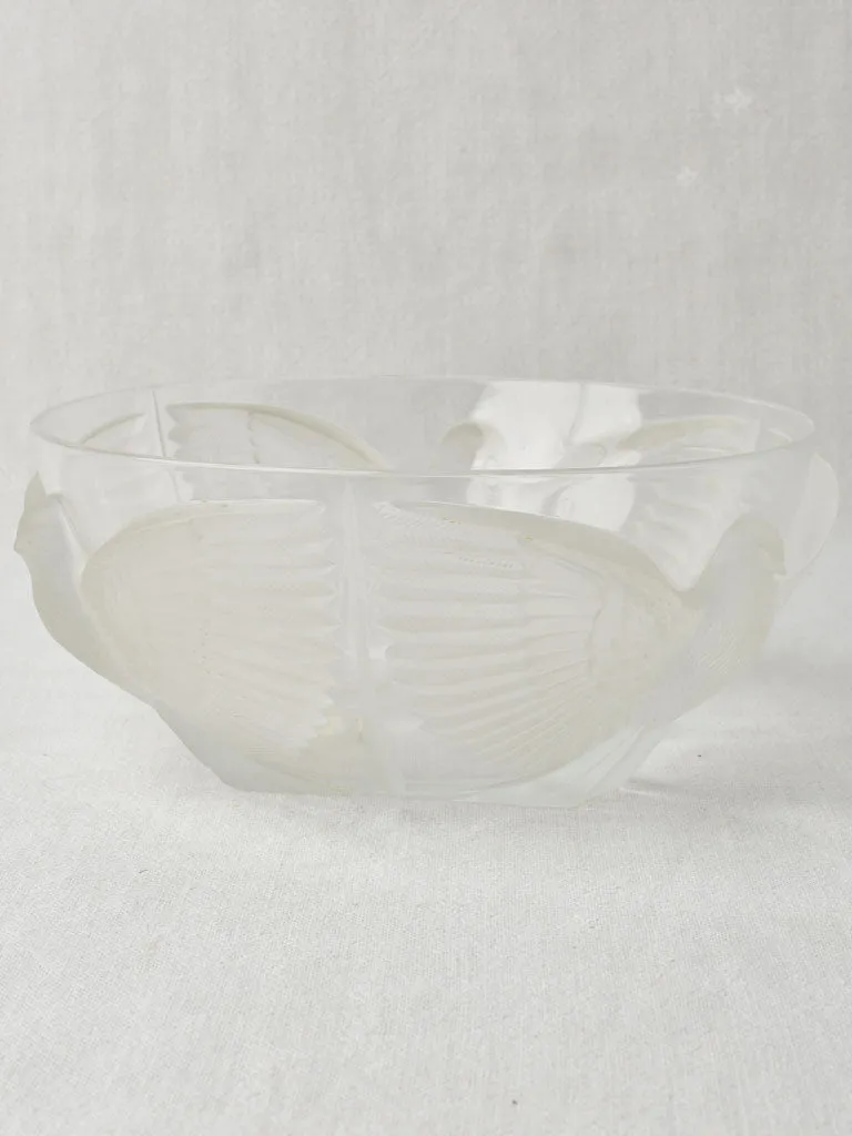 Crystal salad bowl with 3 doves - 1920s - 10¾"