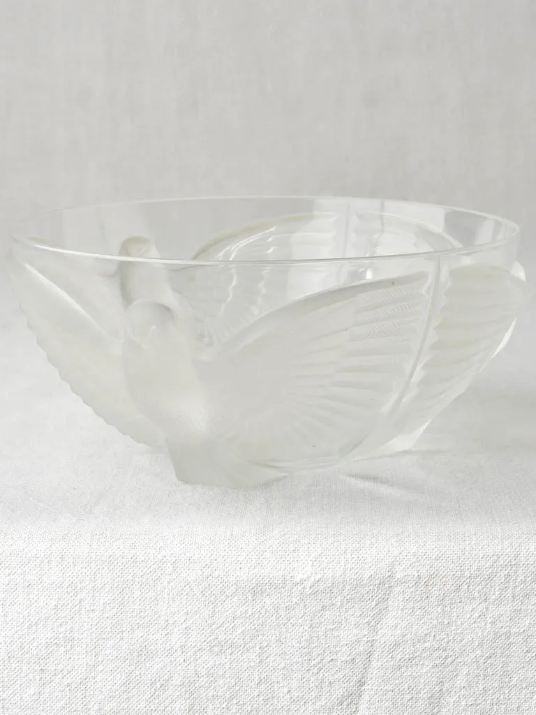 Crystal salad bowl with 3 doves - 1920s - 10¾"