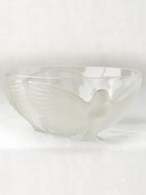 Crystal salad bowl with 3 doves - 1920s - 10¾"