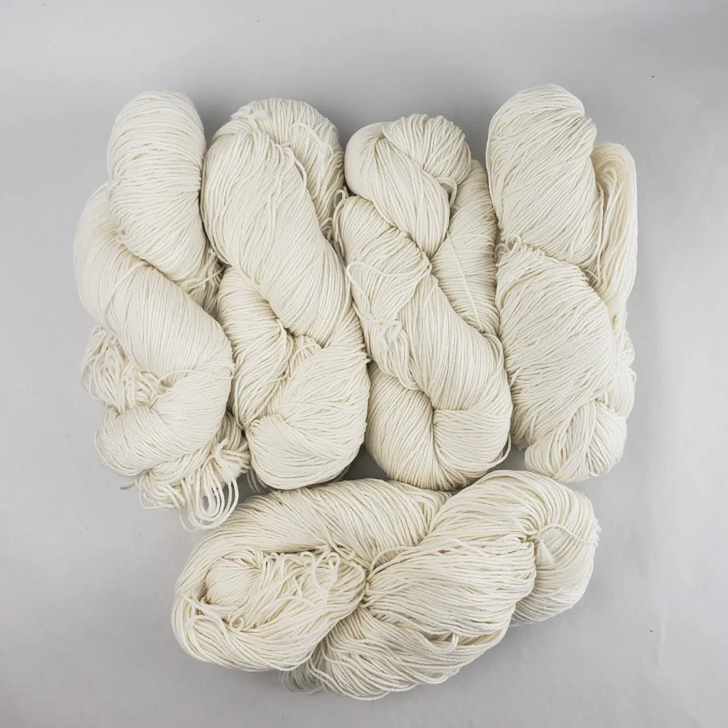 Maccheroni | 80% Merino 20% Ramie Fingering Yarn