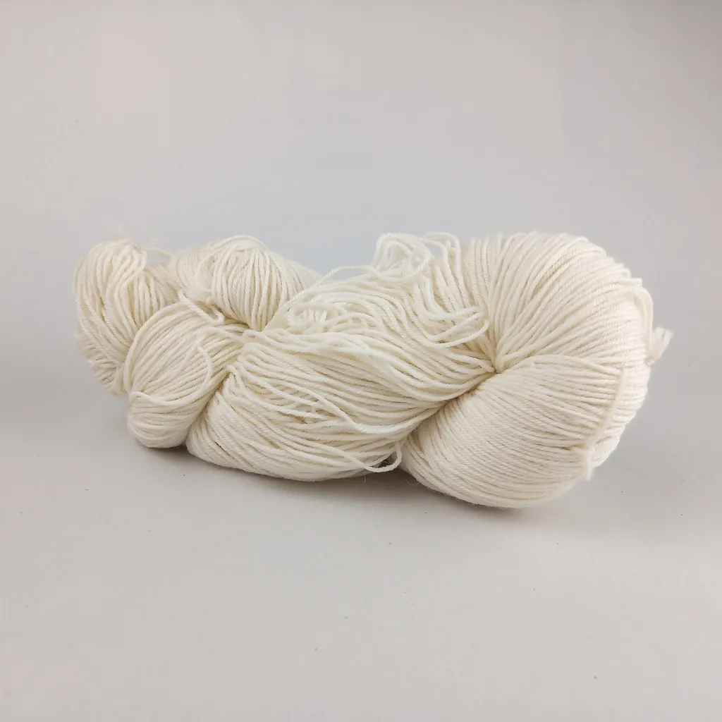 Maccheroni | 80% Merino 20% Ramie Fingering Yarn