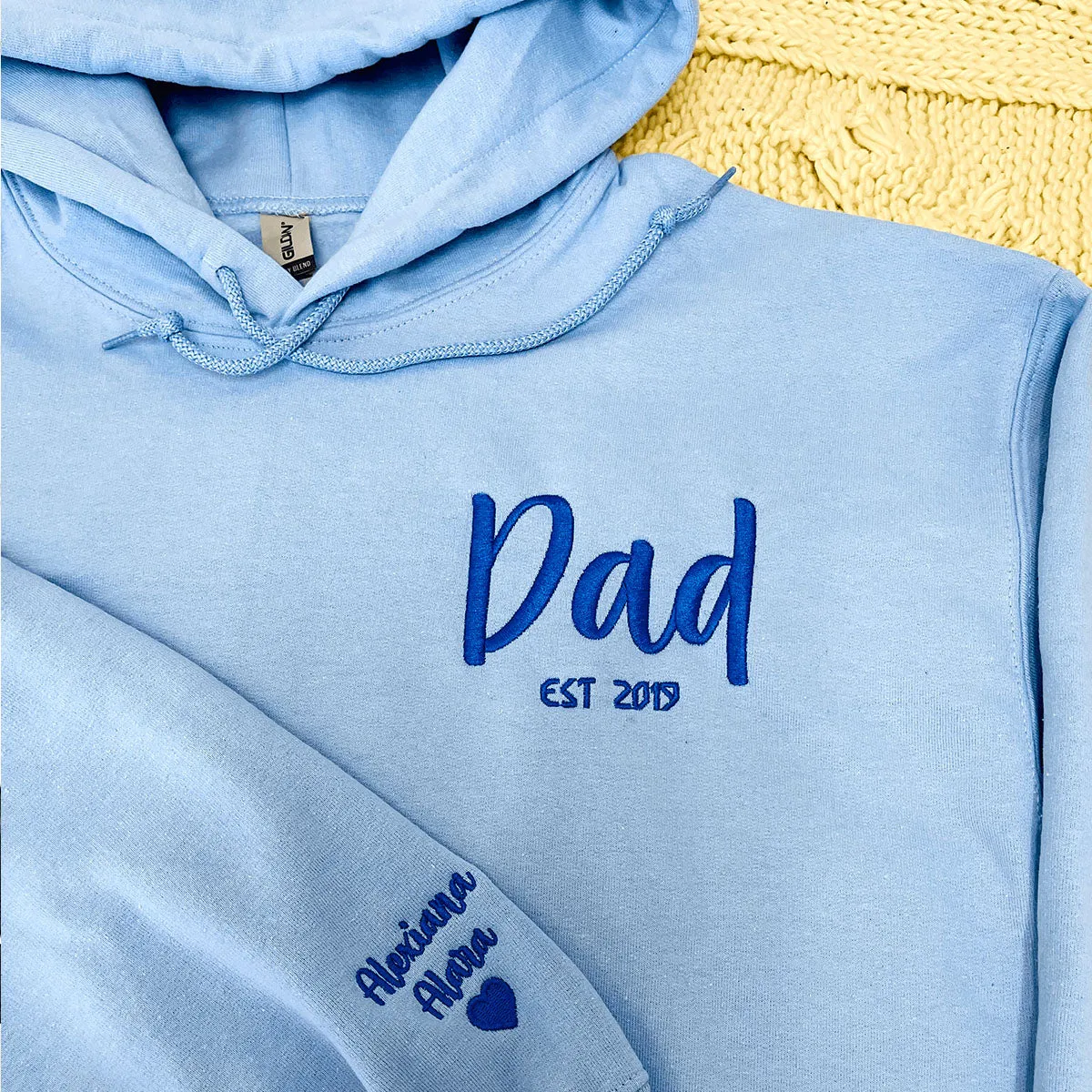 Personalized Hoodies for Dads, Godfather Hoodie or Sweatshirt with Name of Child, Dad EST 2024 Crewneck embroidered