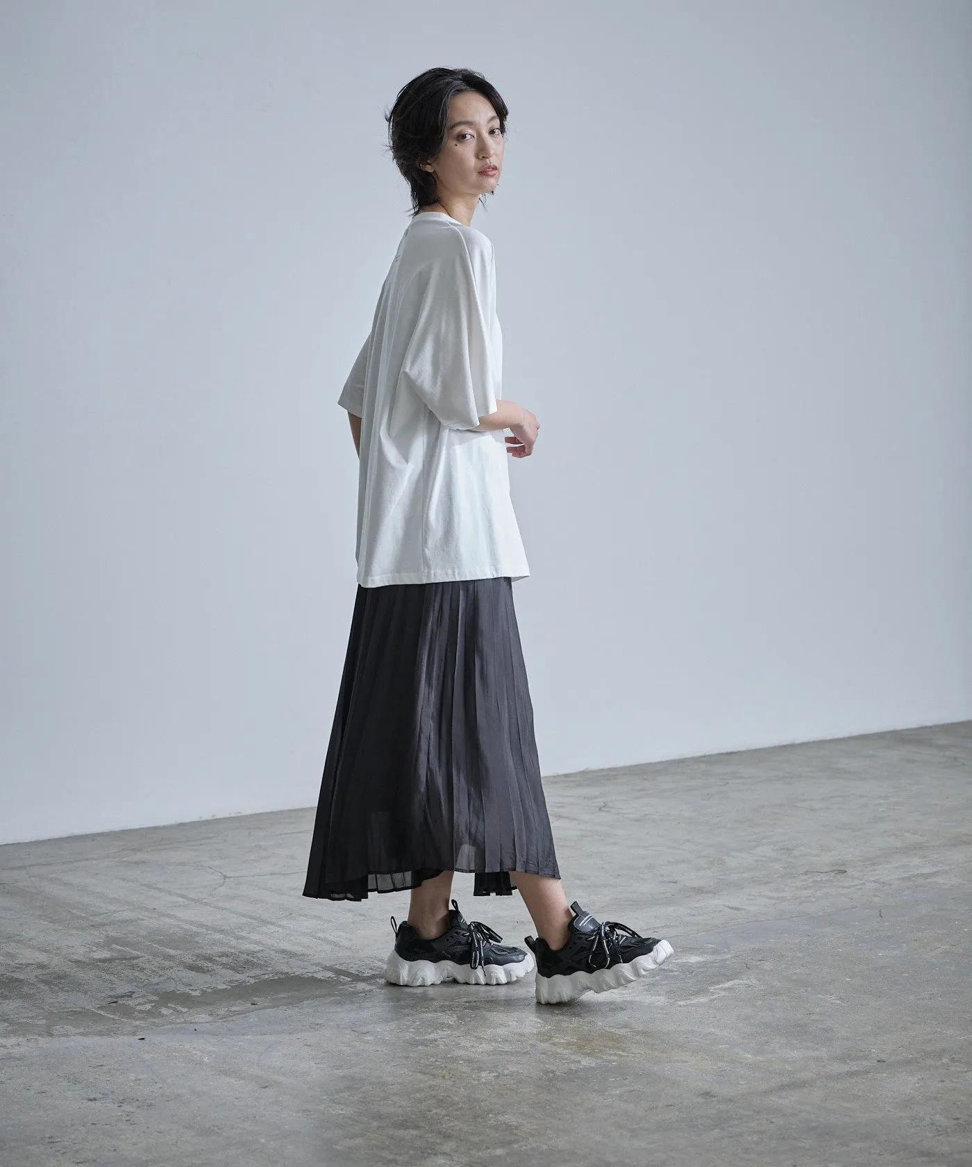 Pleated Long Skirt