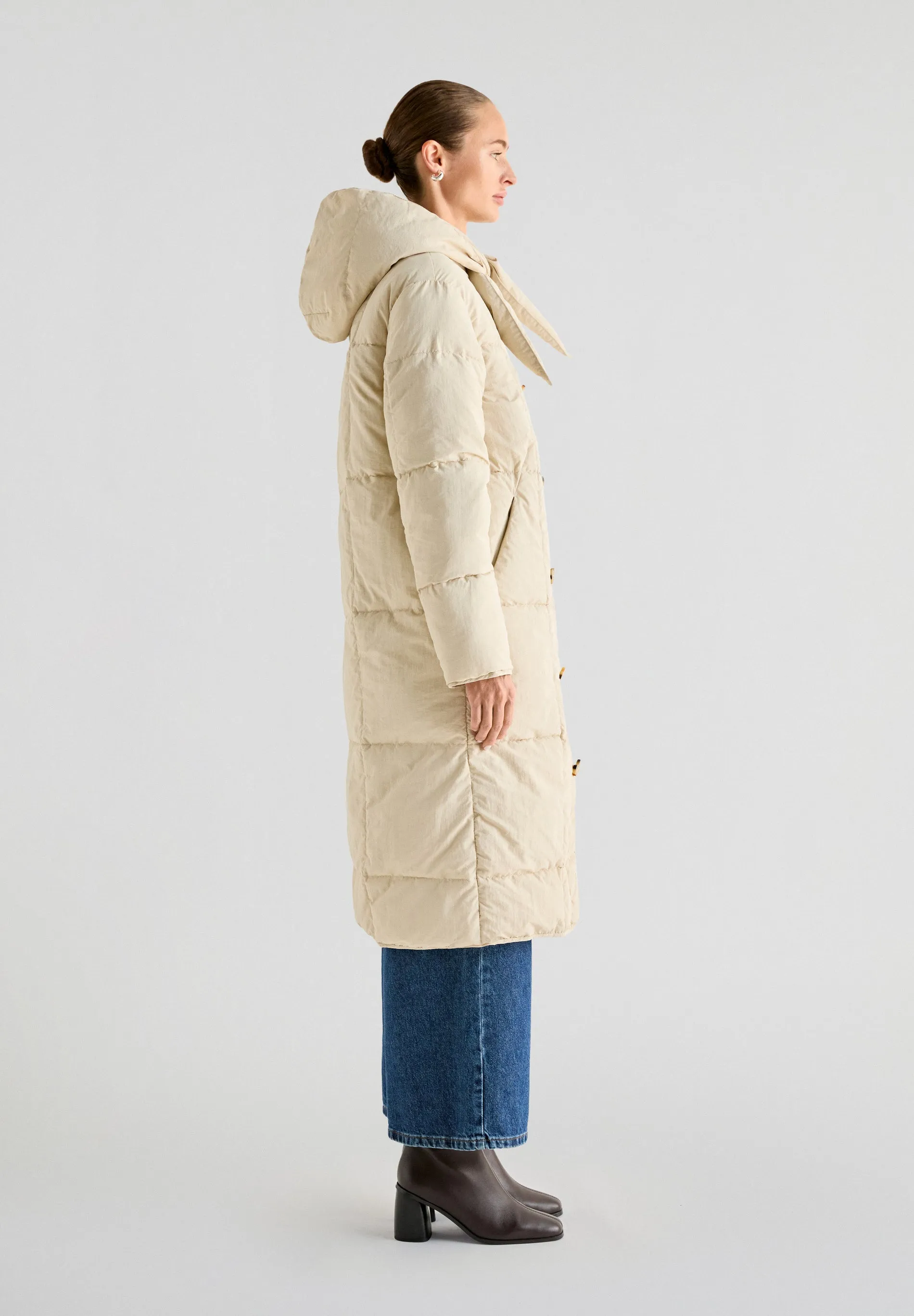 QUILTED COAT WITH REMOVABLE HOOD