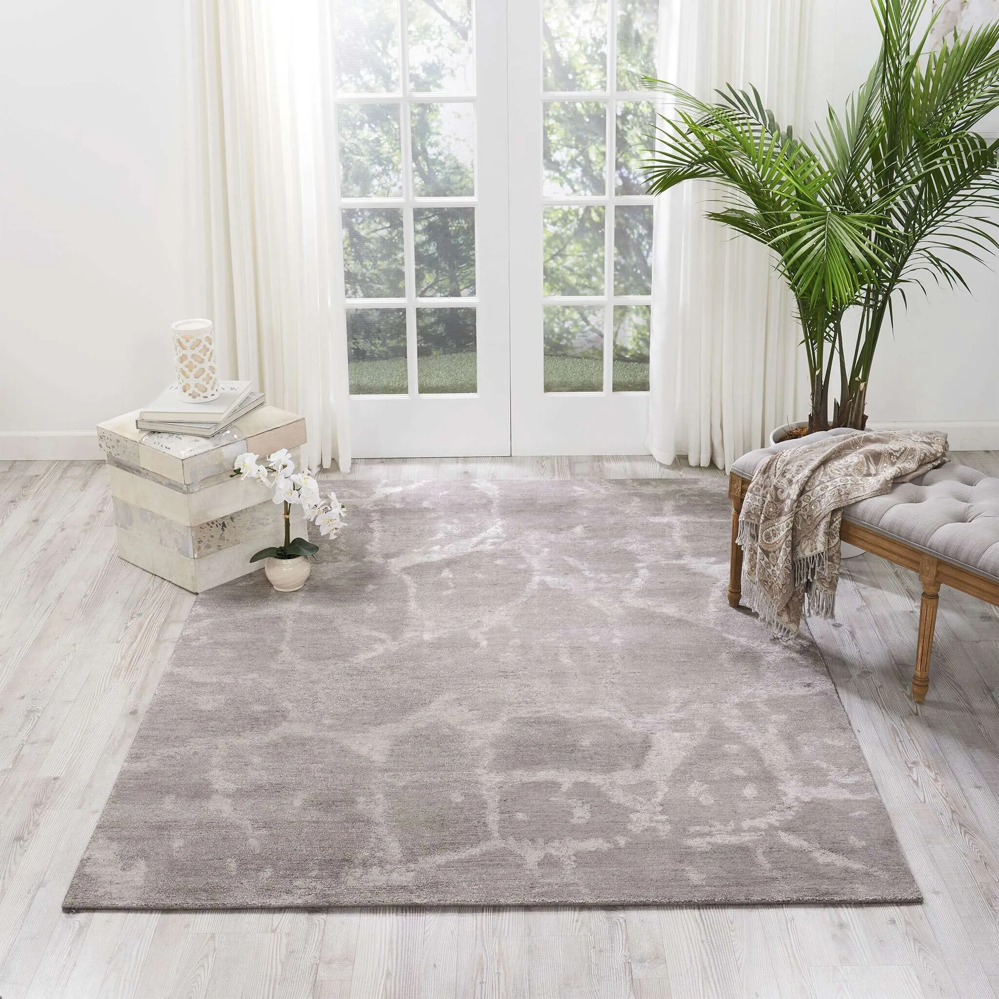 Silk Shadows SHA02 Transitional Rug