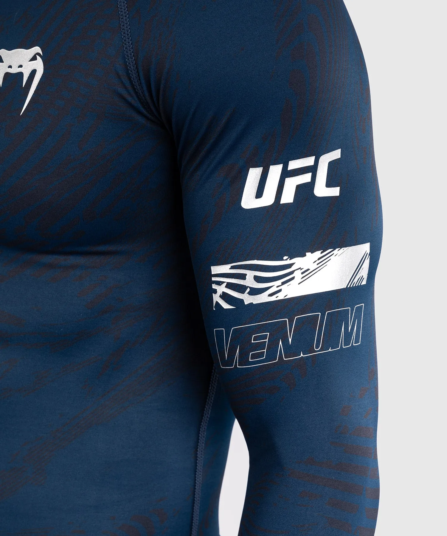 UFC Fusion by Venum Fight Week Men’s Performance Long Sleeve Rashguard - Oceanic Blue